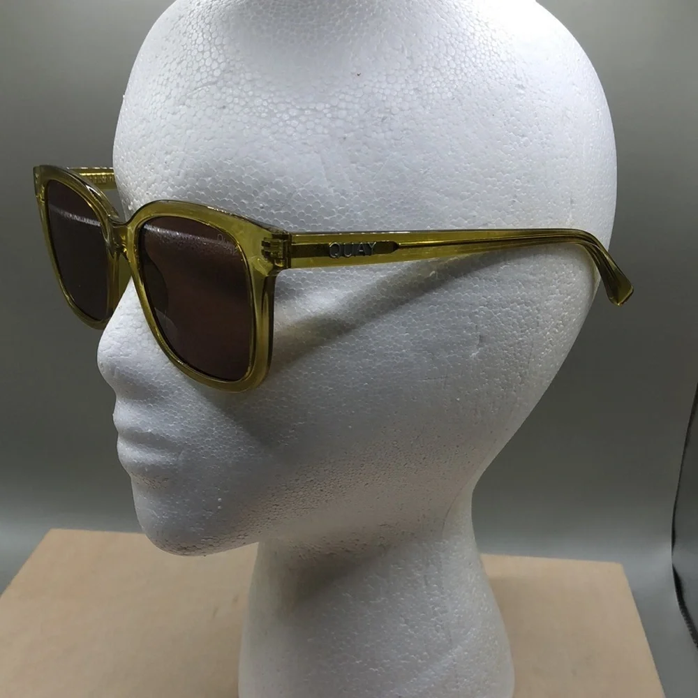 Quay Australia Kingsley Sunglasses Unisex Olive Brown